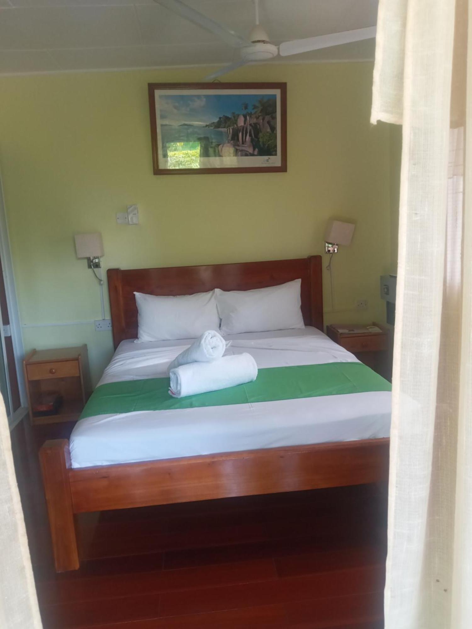 Benjamine'S Guesthouse La Digue Eksteriør billede