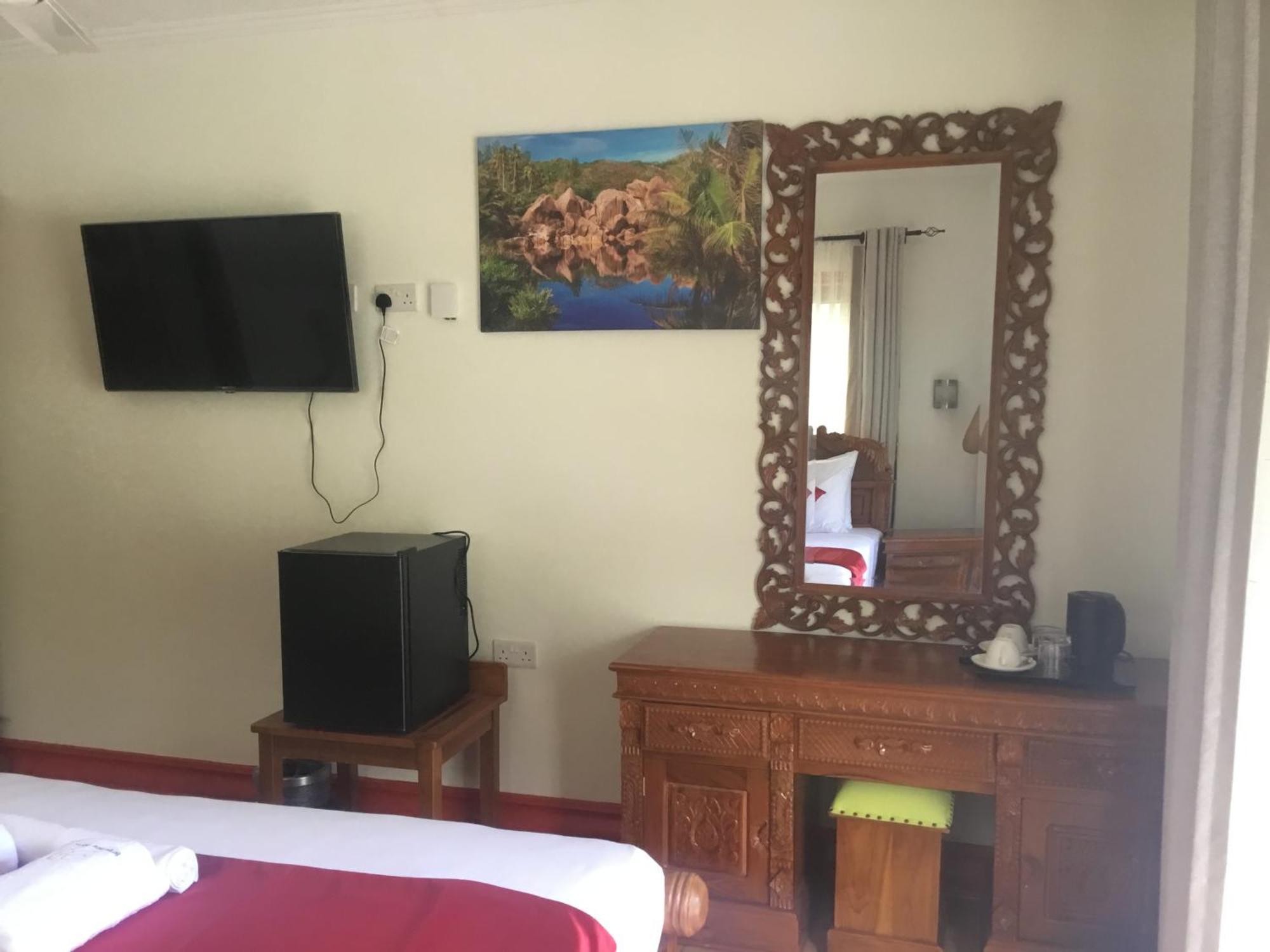 Benjamine'S Guesthouse La Digue Eksteriør billede